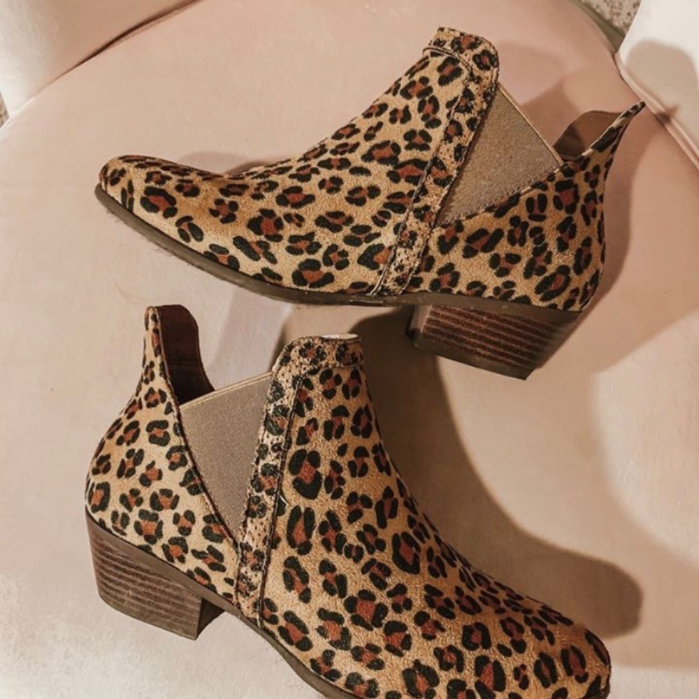 Leopard booties